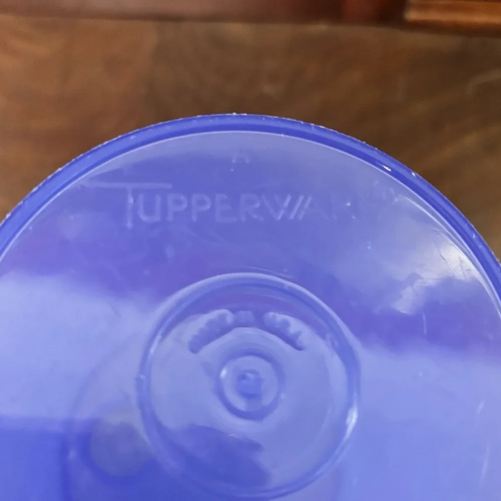 Vintage Tupperware 321-7 Handolier Canister Blue Pour Spout Lid 36 Oz USA